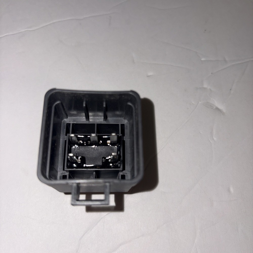 Quicksilver Relay 710-86-865202T