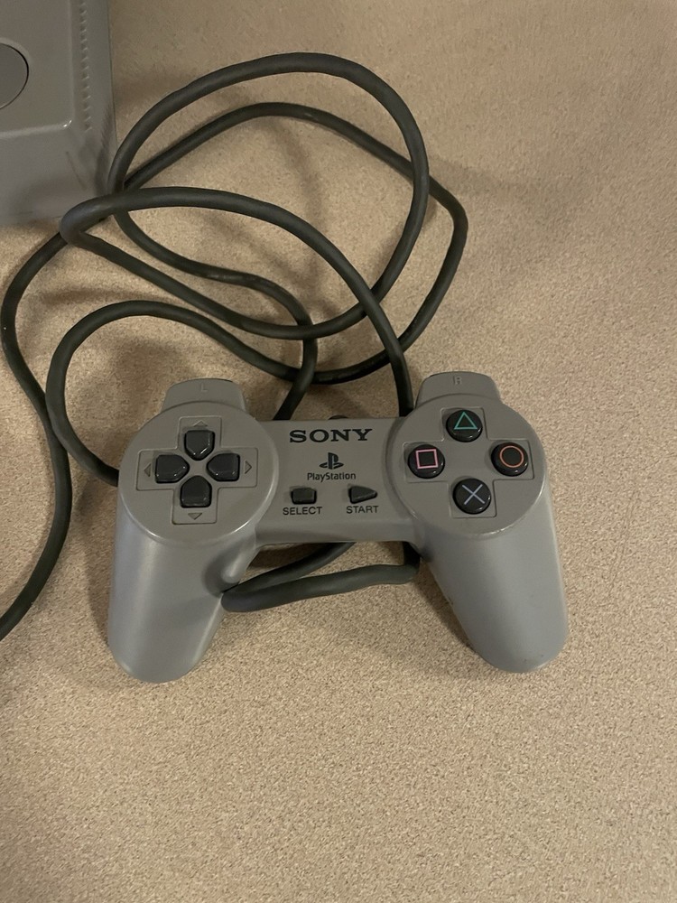 Sony PlayStation 1 System Console w/ Controller Read Desc