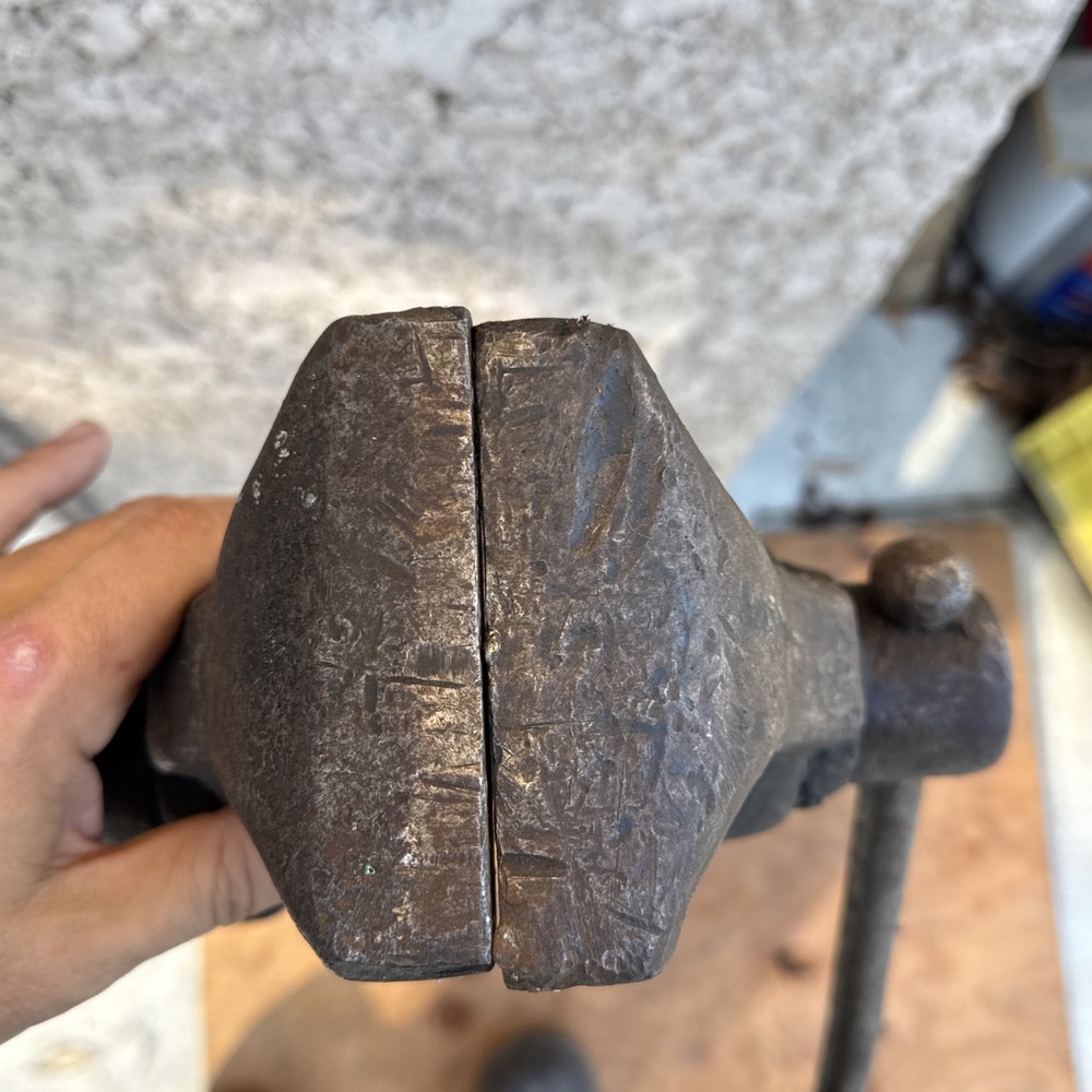 Vintage Blacksmith Leg Vise Post Vise Blacksmithing Tools