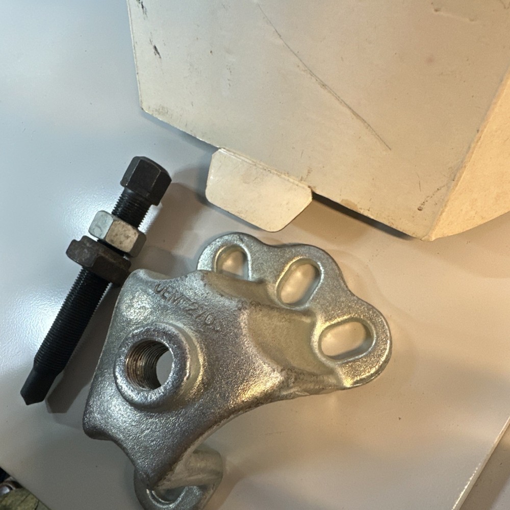 Axle puller 3.75/4.4 OEM 27037