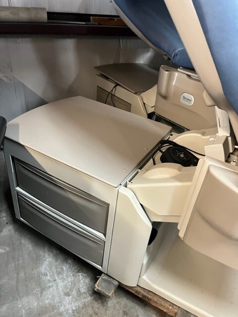 Brewer Power Exam Table. Hi/Lo