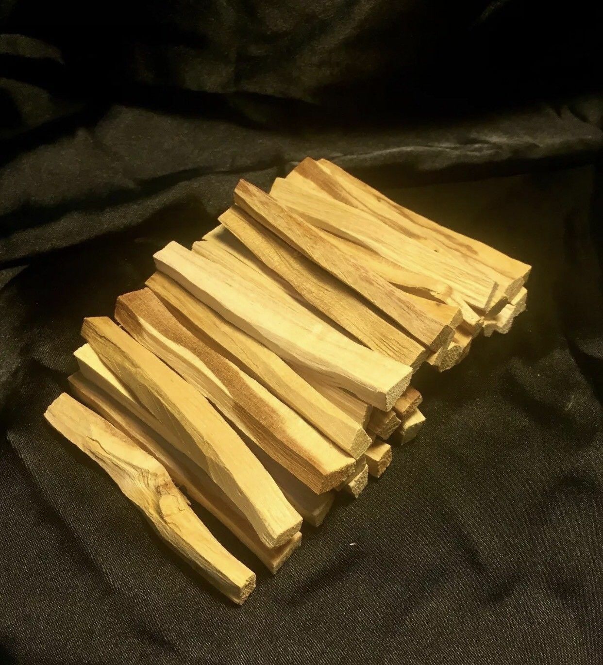 Palo Santo Incense 25 fresh sticks (4+inches long)