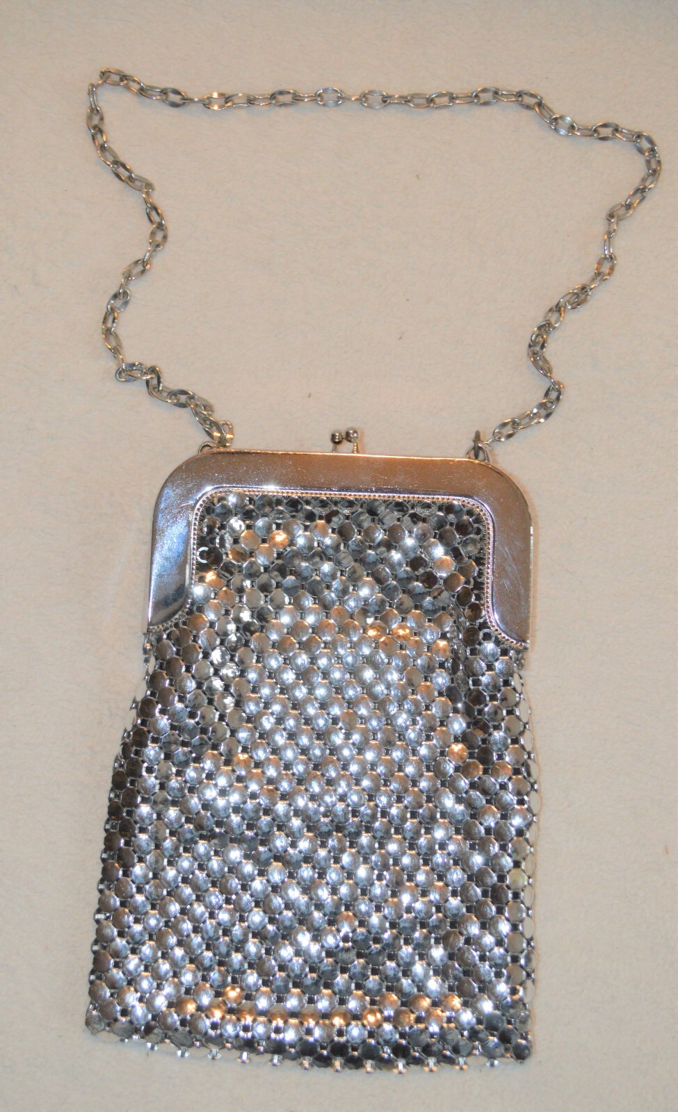 VINTAGE WHITING DAVIS SILVER MESH PURSE MIRROR FINISH