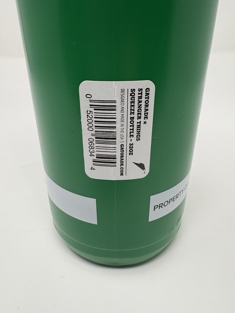 Stranger Things Limited Edition Gatorade Squeeze Bottle 32 OZ