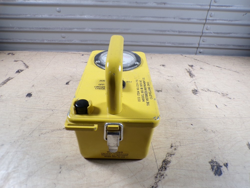 VICTOREEN CDV-715 MOD. 1B RADIATION DETECTOR UNTESTED