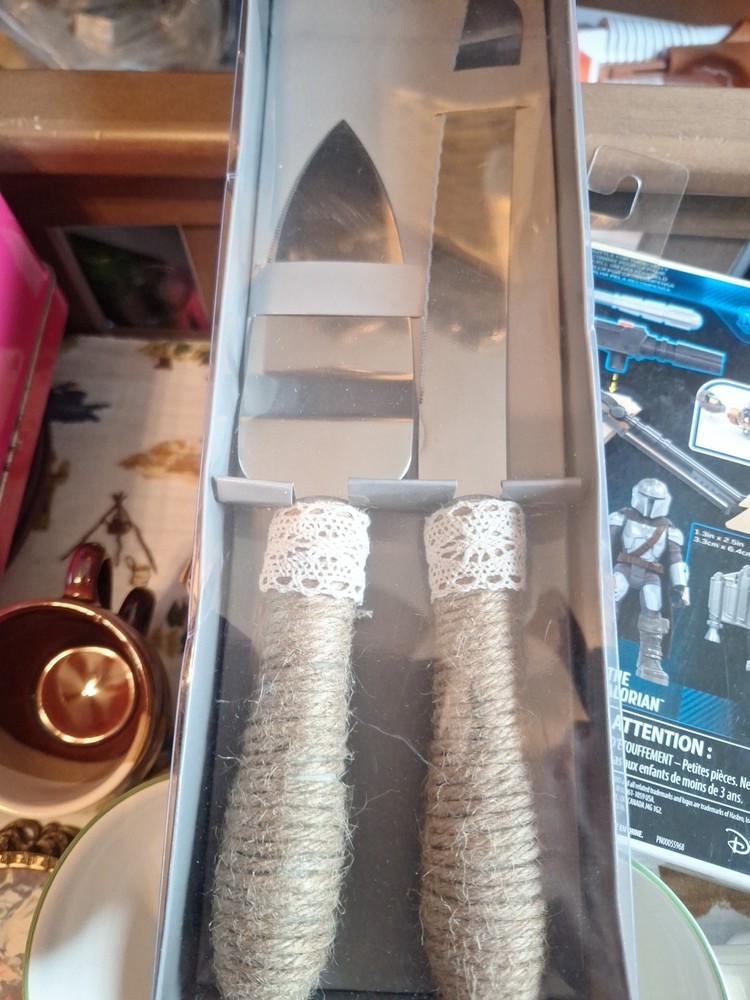 Studio His & Hers Cake Serving Set Rustic Twine & Lace Handle Wedding Cake exc