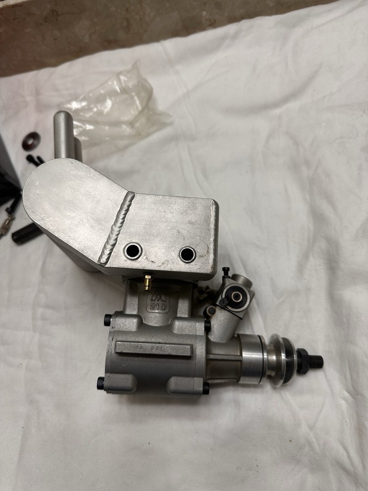 Moki M 210 RC Airplane Engine with exhaust