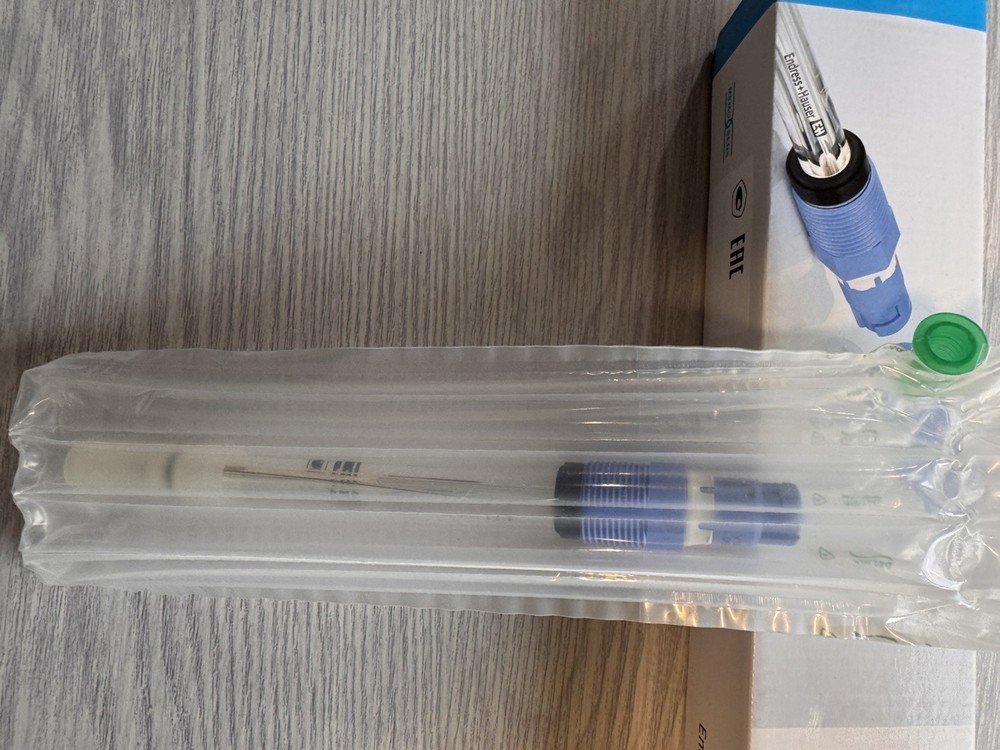 ENDRESS + HAUSER CPS11D-7BT2C Digital pH glass combination electrode Sensor