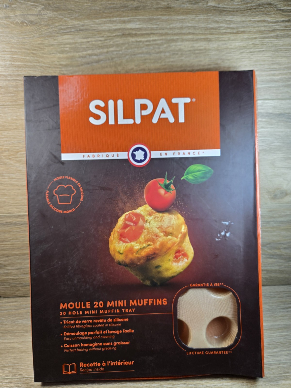 Silpat 20 Mini Muffin Perfect Baking Mold - 11 5/8" x 16 1/2"