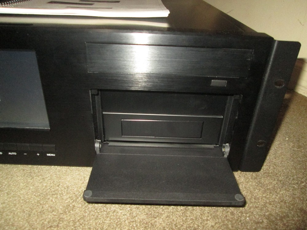 XTREAM Media Server PRO-9800