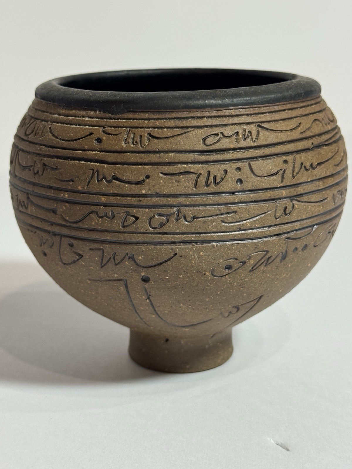 J Edward Barker Signed 1988 SCRYPT Line Studio Art Pottery Stoneware Sculpture