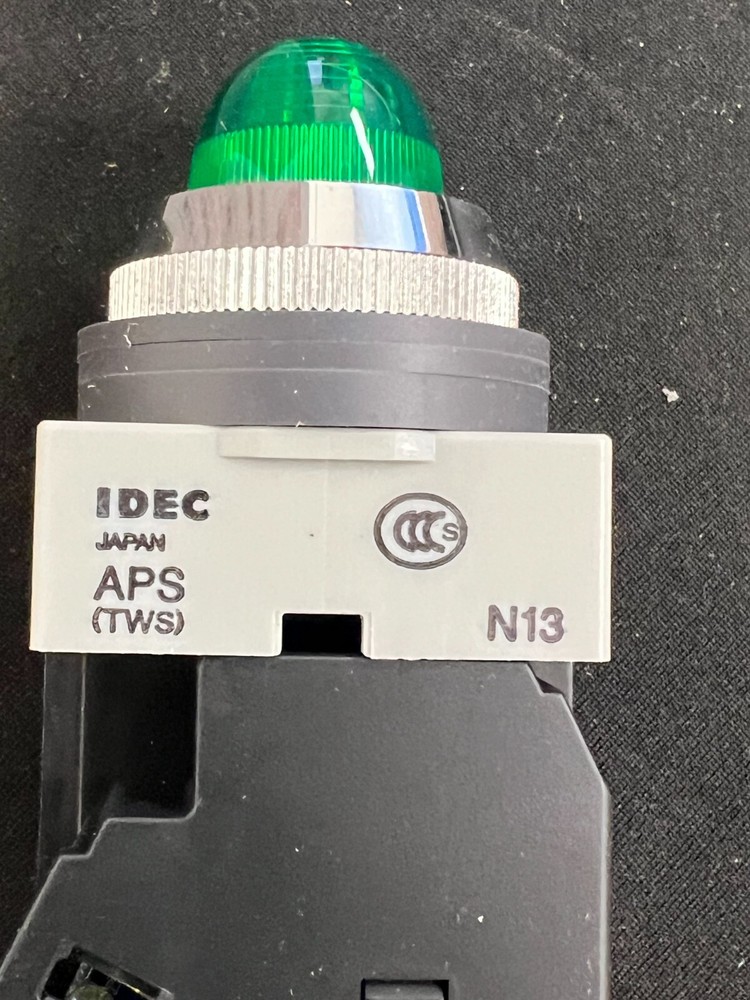 IDEC APS126DGN Control Unit 4pcs NEW {H}