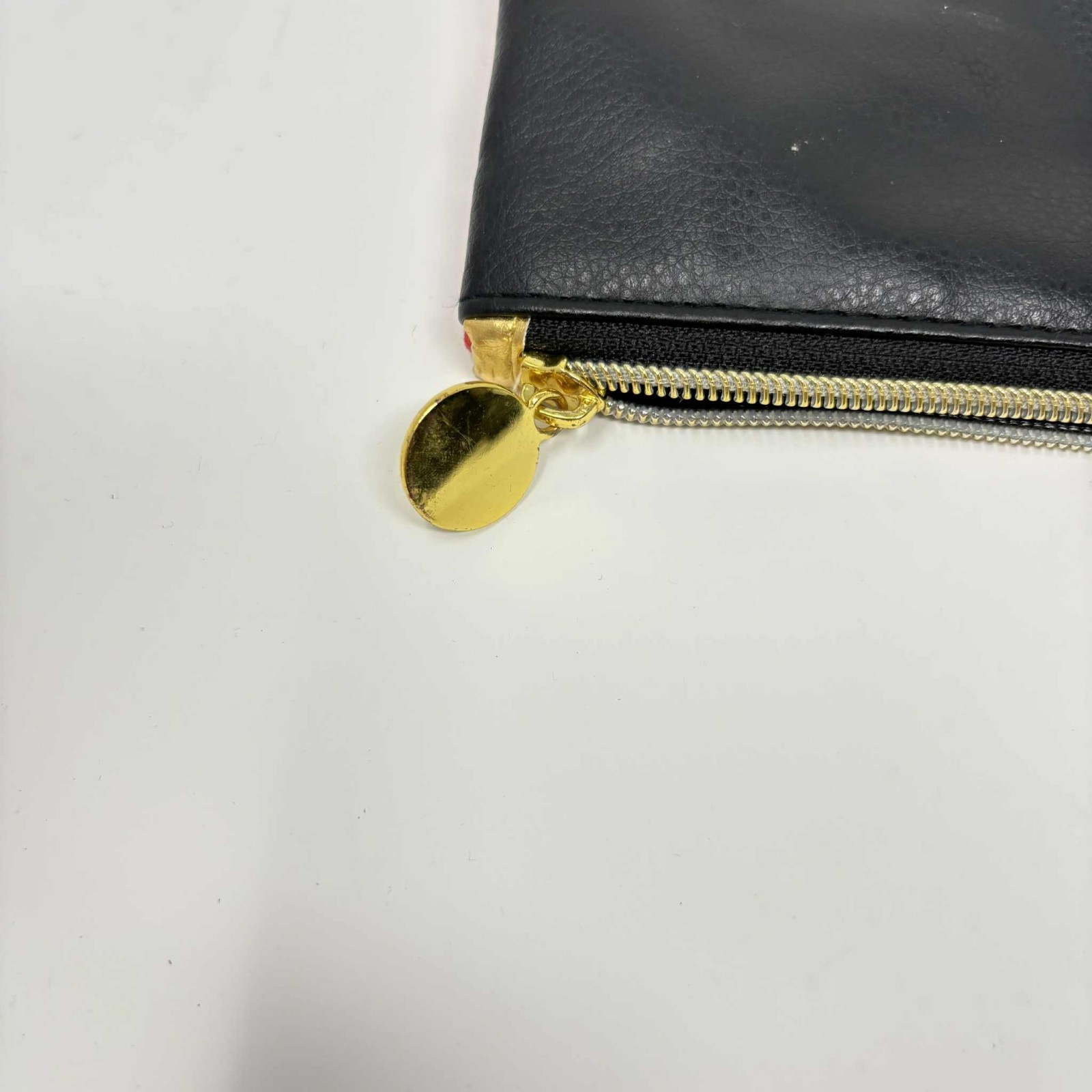 Disney Minnie Mouse Lady Change Purse Cash Wallet I'm All Ears Pencil Case