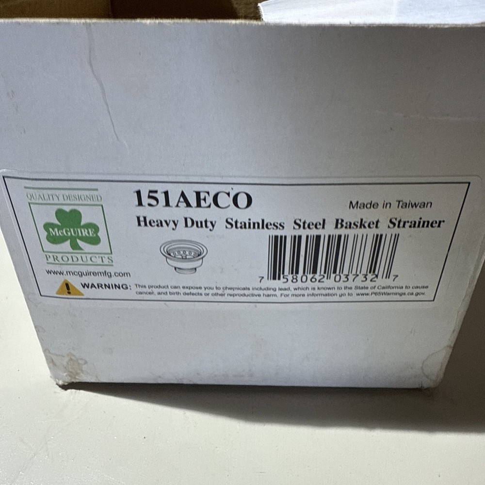 McGuire 151AECO 1/2" SS Body Strainer w/ SS Bracket, NPT Connection