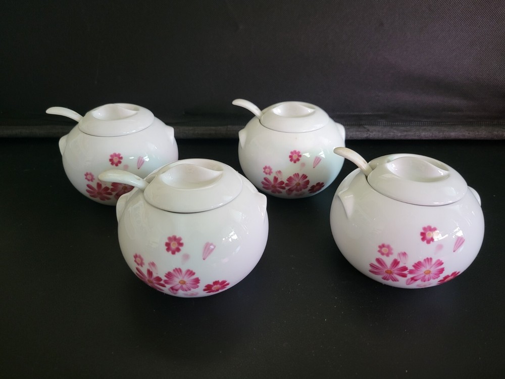 Floral Condiment Container With Spoon