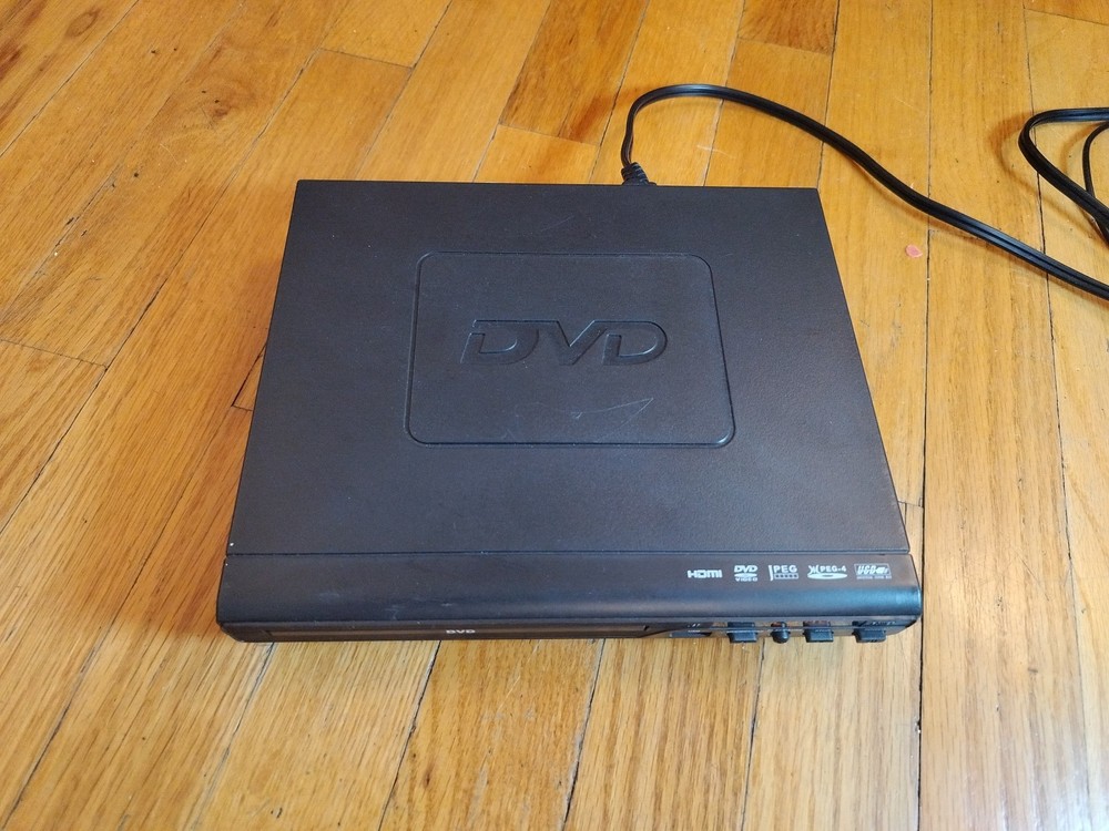 Electcom DVD Player ELC-1910 Works Great!