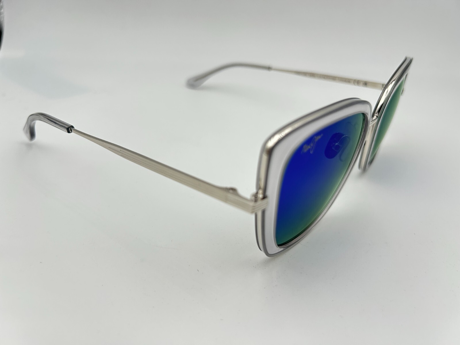 MAUI JIM Polarized Sunglasses MJ843 11 Violet Lake Silver Clear Blue Hawaii NIB