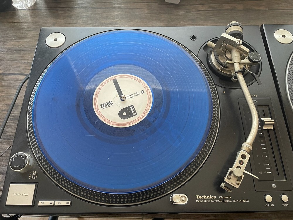 Technics Sl1210m5g