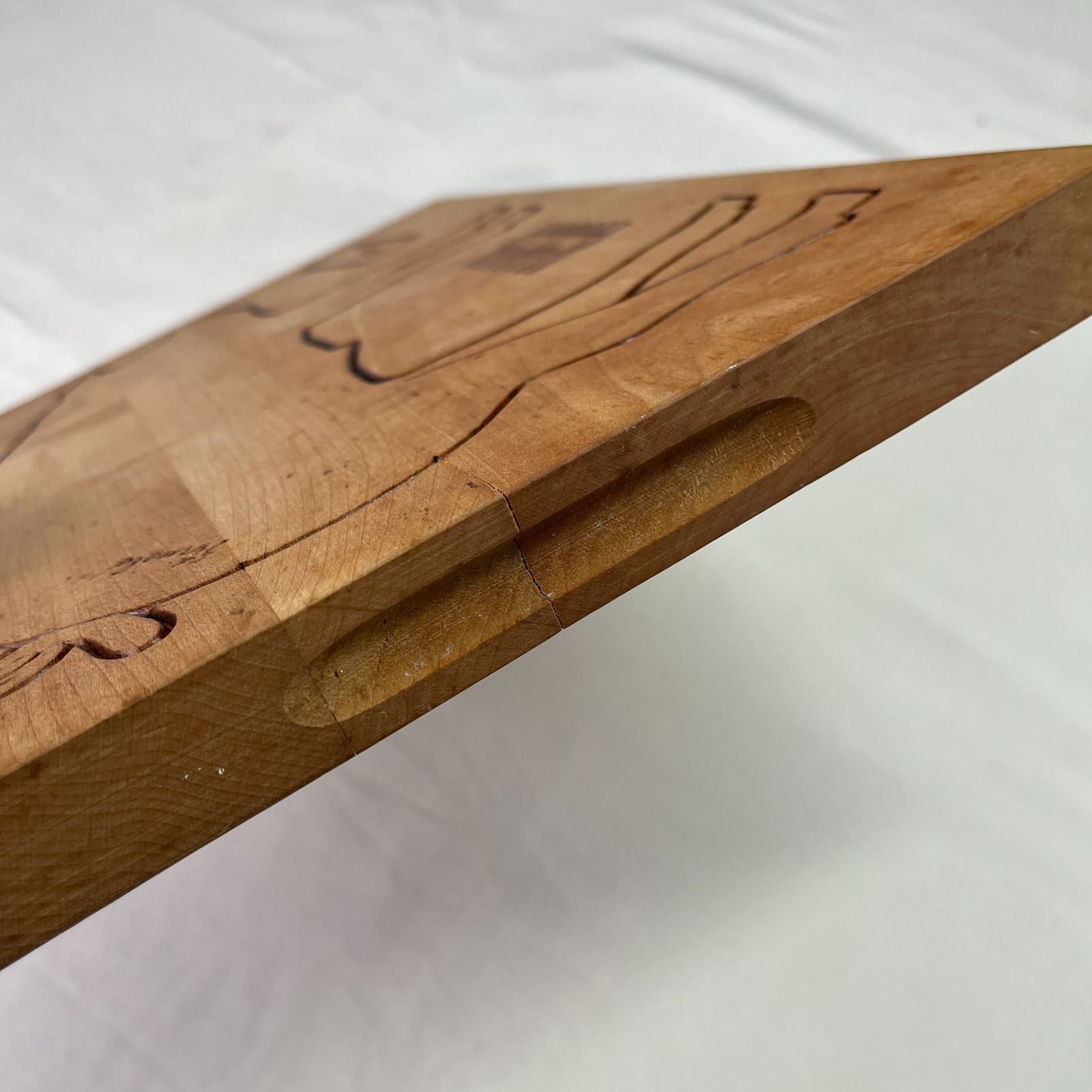 Vintage MOOR MAN'S Pig Wood Cutting Board Advertising Farm - Tylan