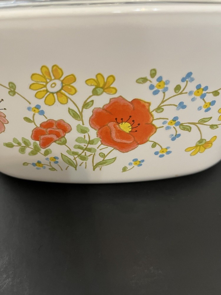 Corning Ware Wild Flowers 3 Quart w/ Pyrex Lid