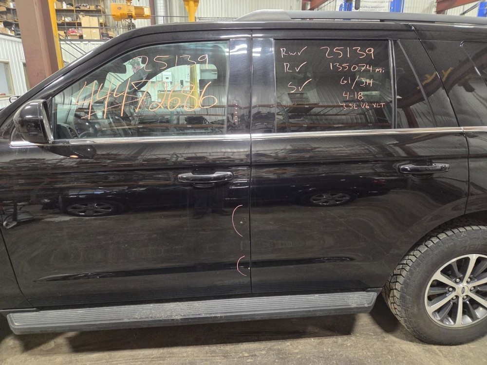 Fuse Box Engine Fits 18-21 NAVIGATOR 1547023