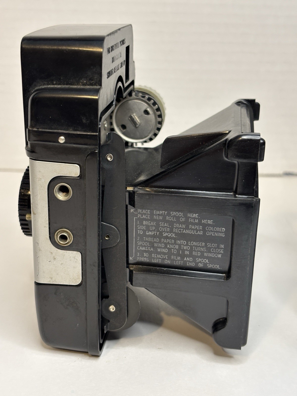 VTG Kodak Brownie Bulls-Eye Instant Film Camera w/ Twindar Lens