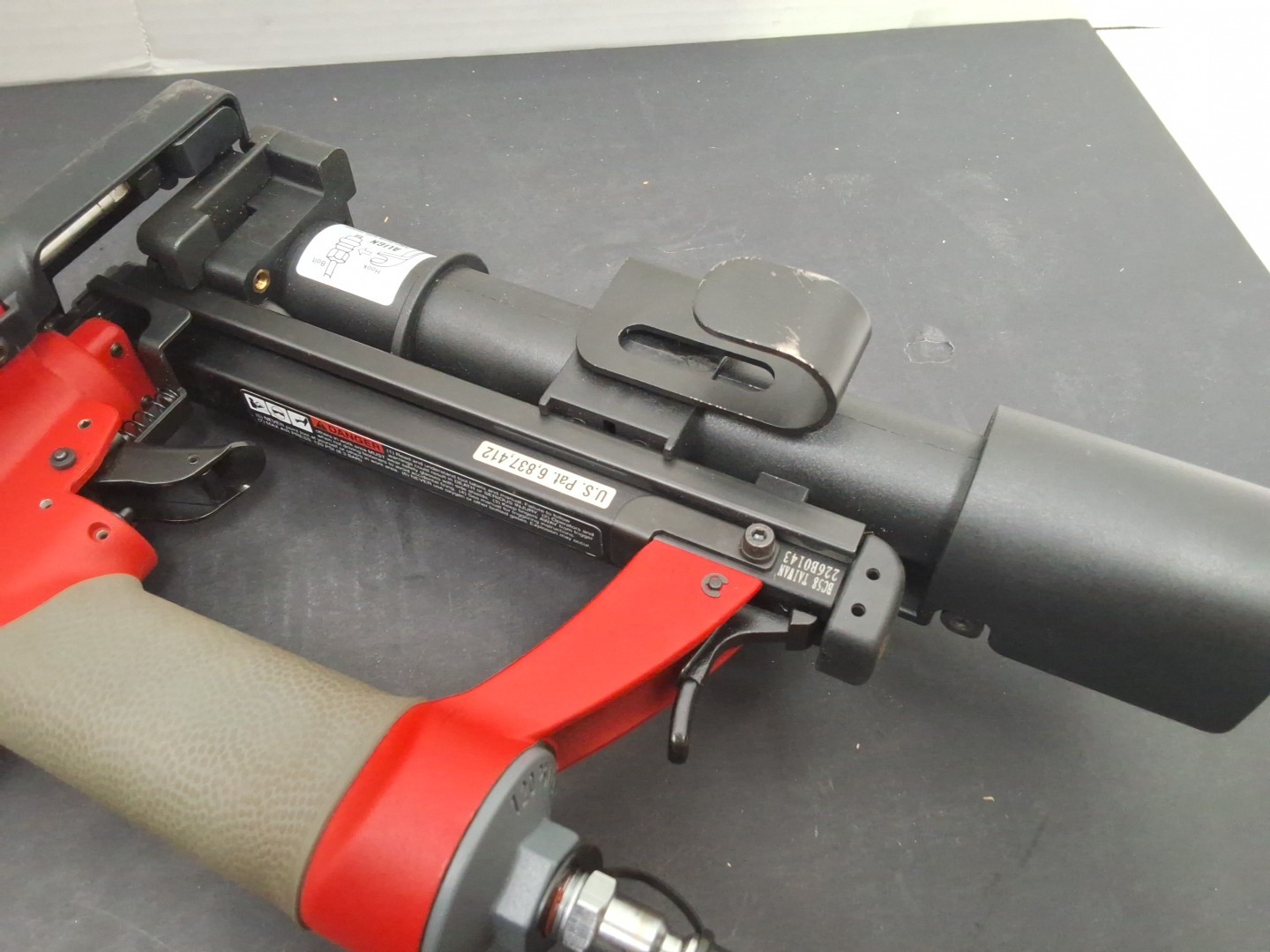 Senco BC58 Button Cap Staple Gun 21GA