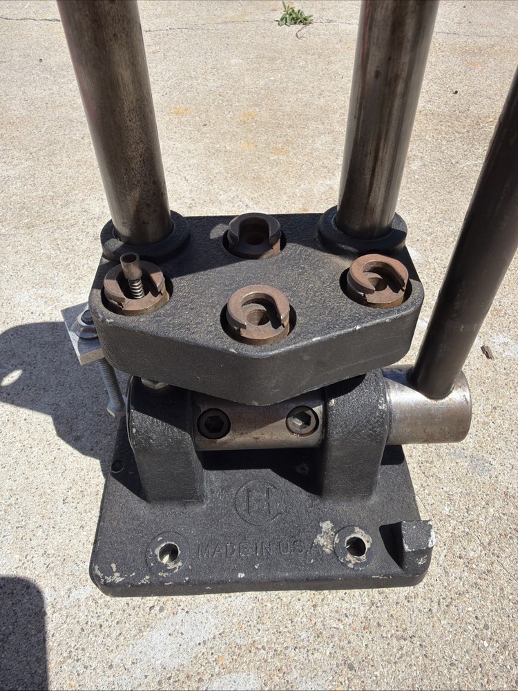 CH RELOADING PRESS - MODEL NO 444 C&H