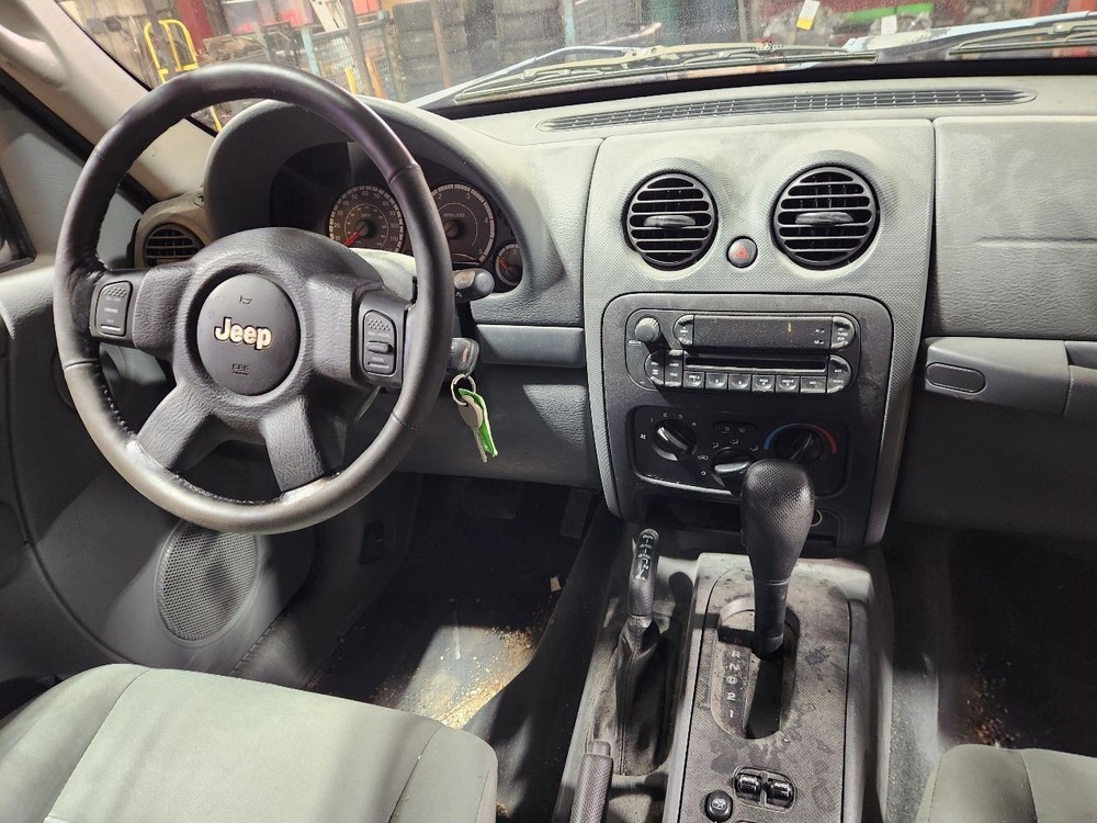 Engine ECM Computer 2.8L Engine Control Fits 2005 LIBERTY 1236981