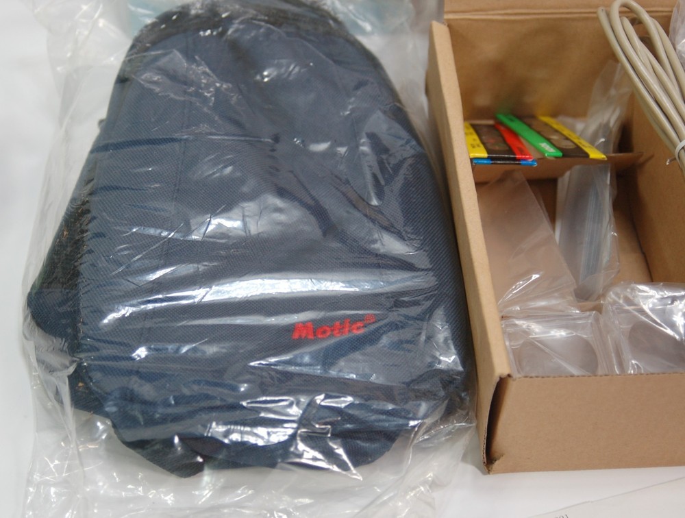 Motic DigiScope DS-300 Zoom Microscope With Digital Camera in box