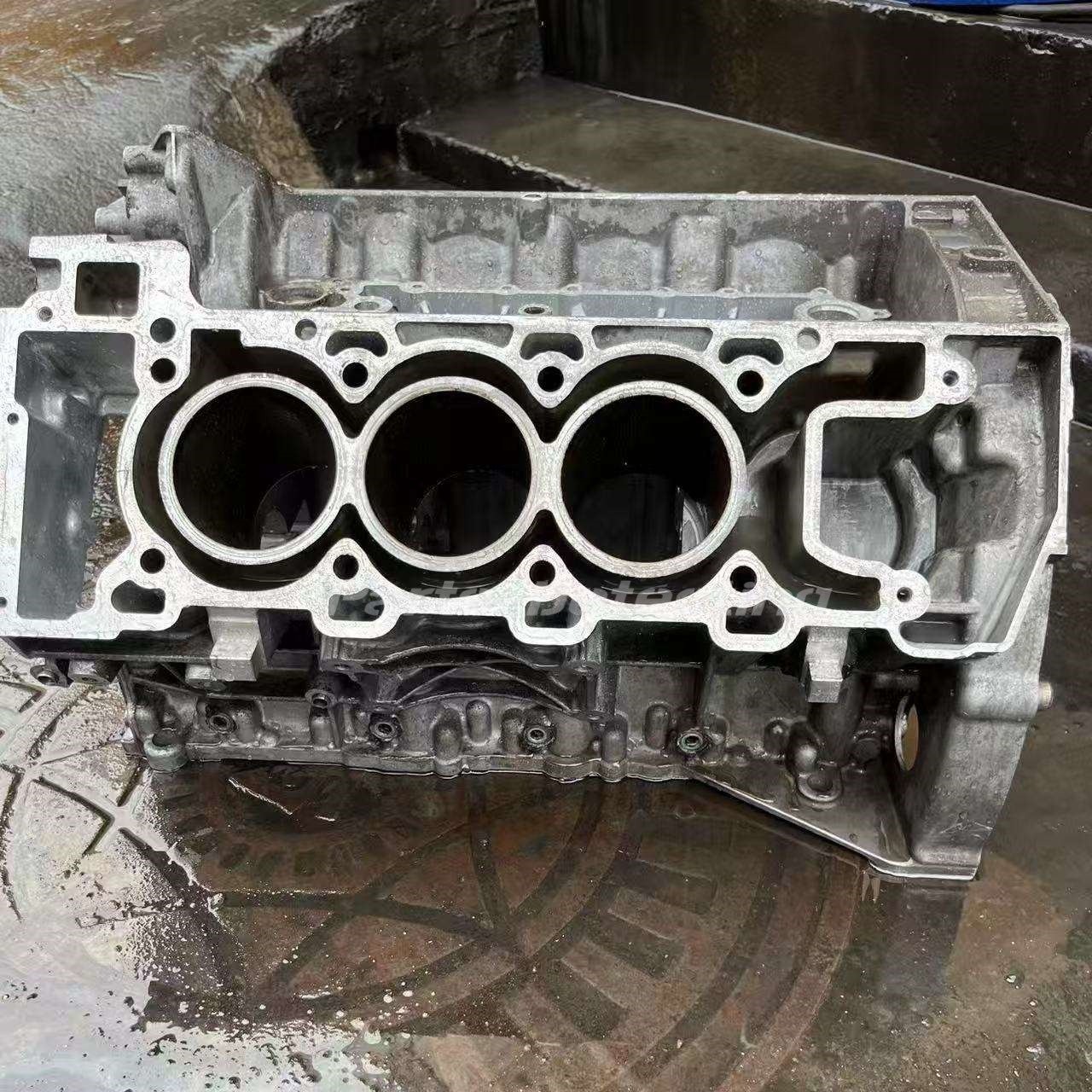Supercharged Cylinder Block For 13-2019 Jaguar XF XJ Range Rover Sport LR4 3.0L