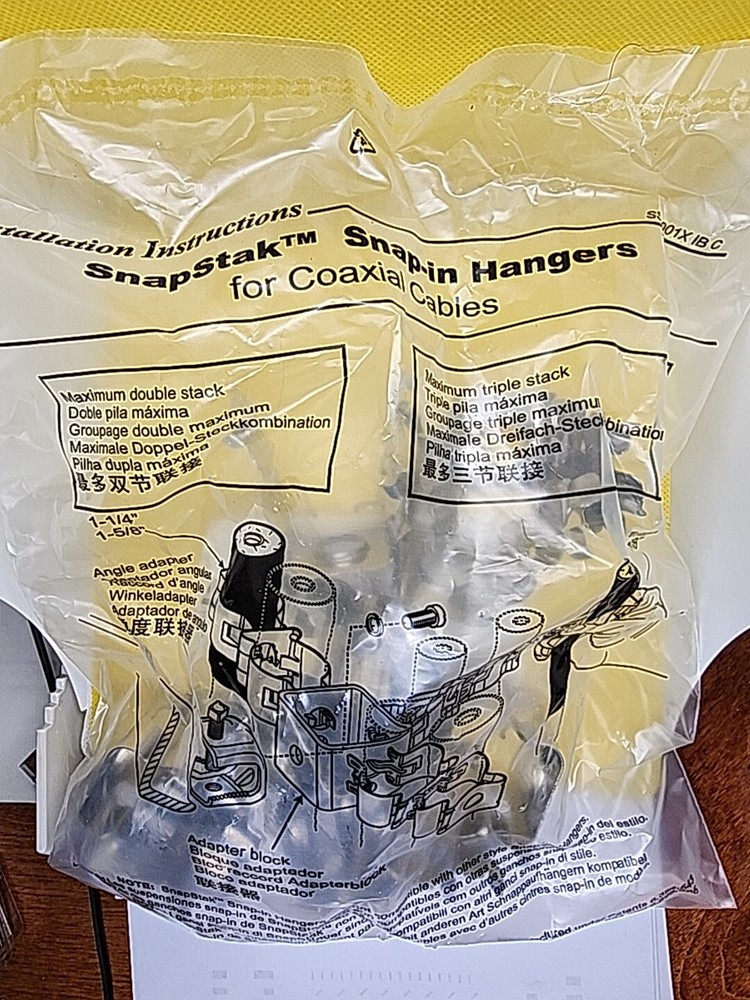 ANDREW COMSCOPE SSH-78 SNAPSTACK HANGERS FOR 7/8" COAXIAL CABLE [2WS 3]