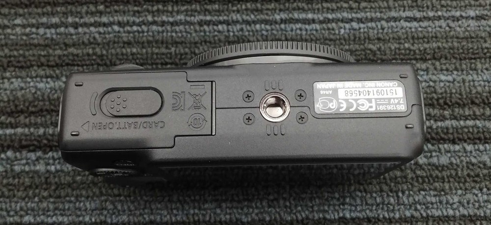 CANON EOS M Mirrorless Double Lens Kit