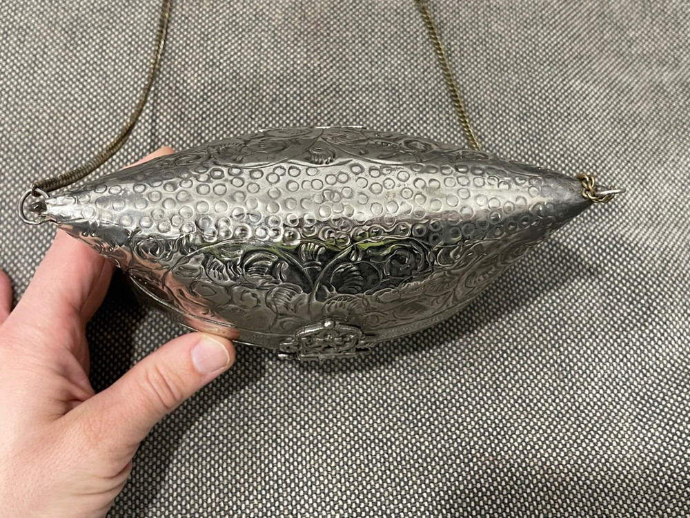 Vintage Antique Silver Played Coin Purse / Pillow Purse w/ Scrolling Design