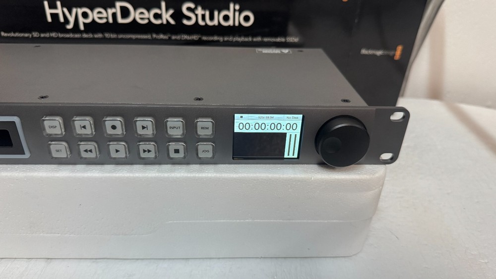 Blackmagic Design HyperDeck Studio 2