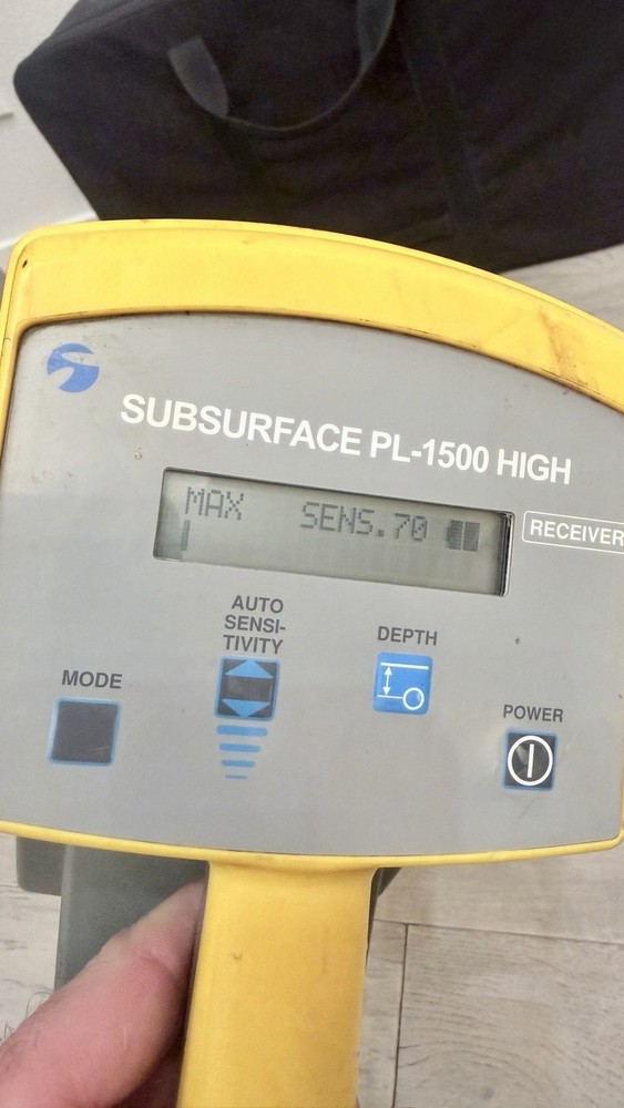 SubSurface Instruments PL-1500 Pipe and Cable Locator with Case
