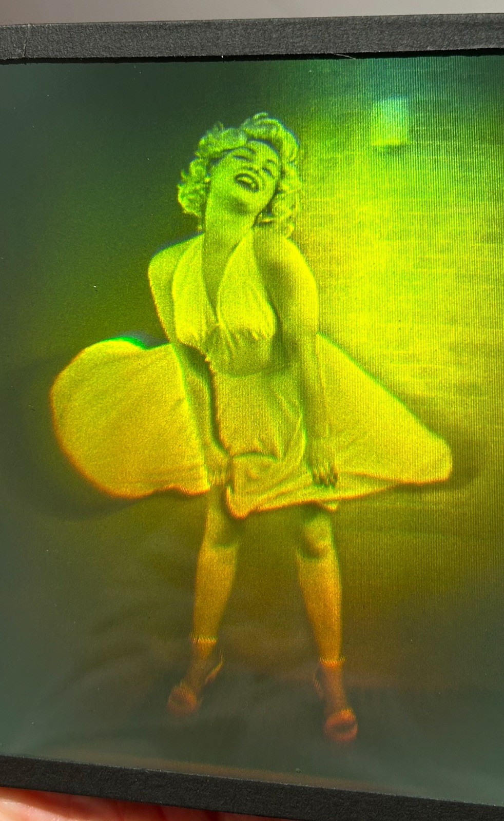 True 3D laser hologram. option hologram. Marylin moment. Vintage