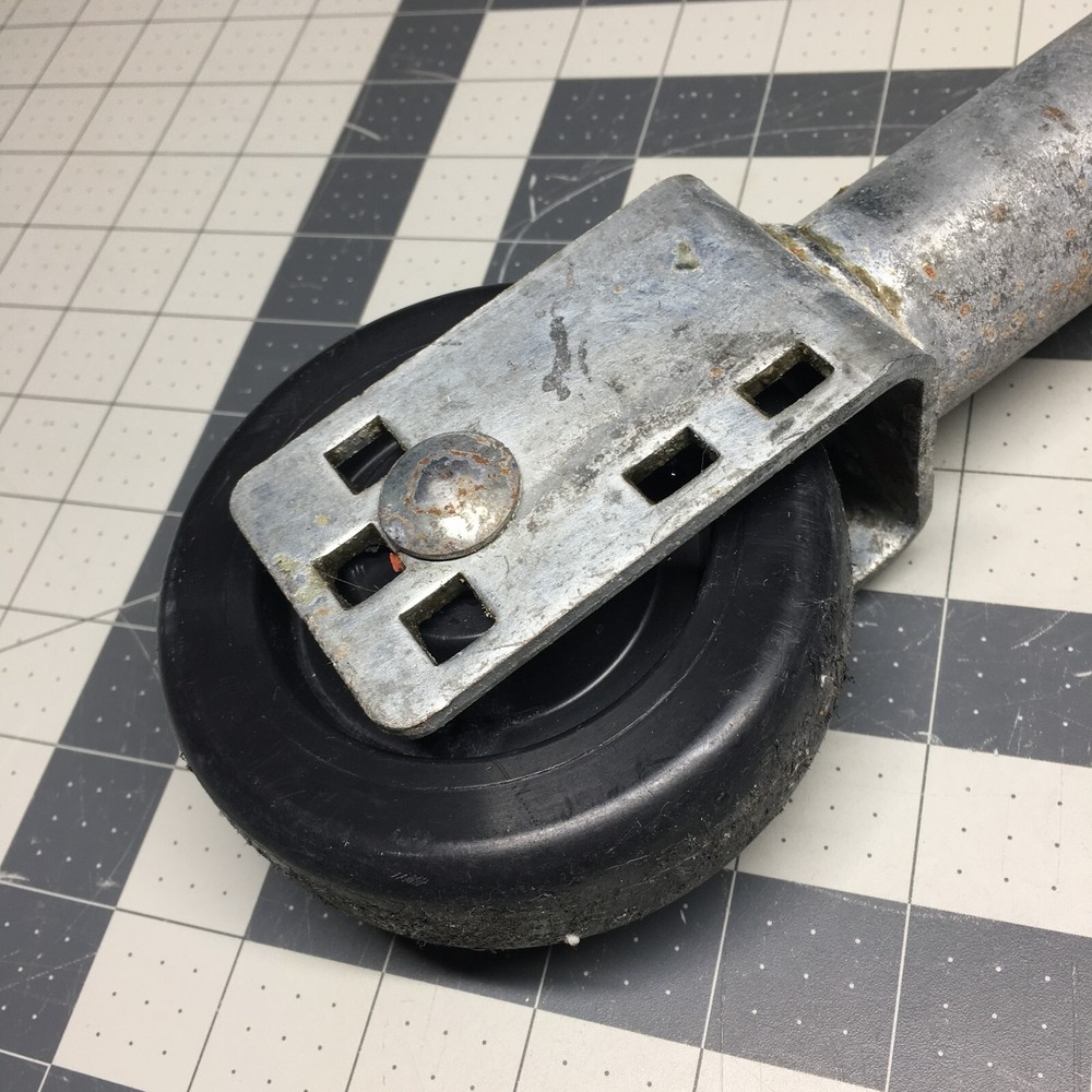 PITCO OEM B3902302 9" Rigid Caster Non-Locking #1