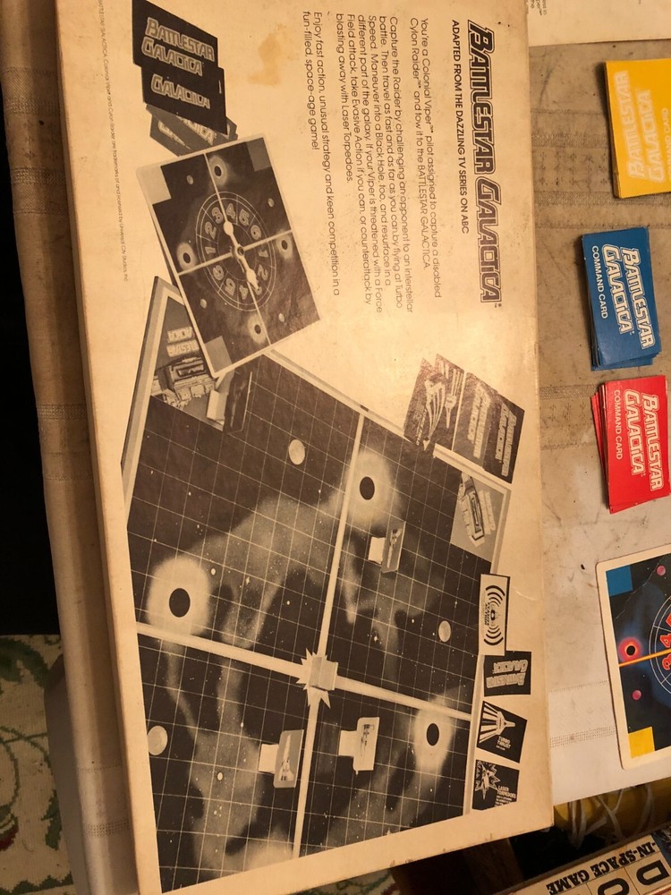 BATTLESTAR GALACTICA GAME IN GREAT SHAPE
