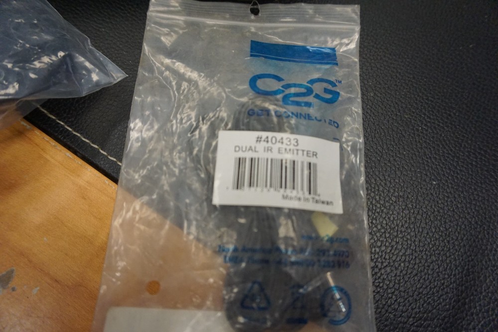C2G DUAL IR EMITTER 40433