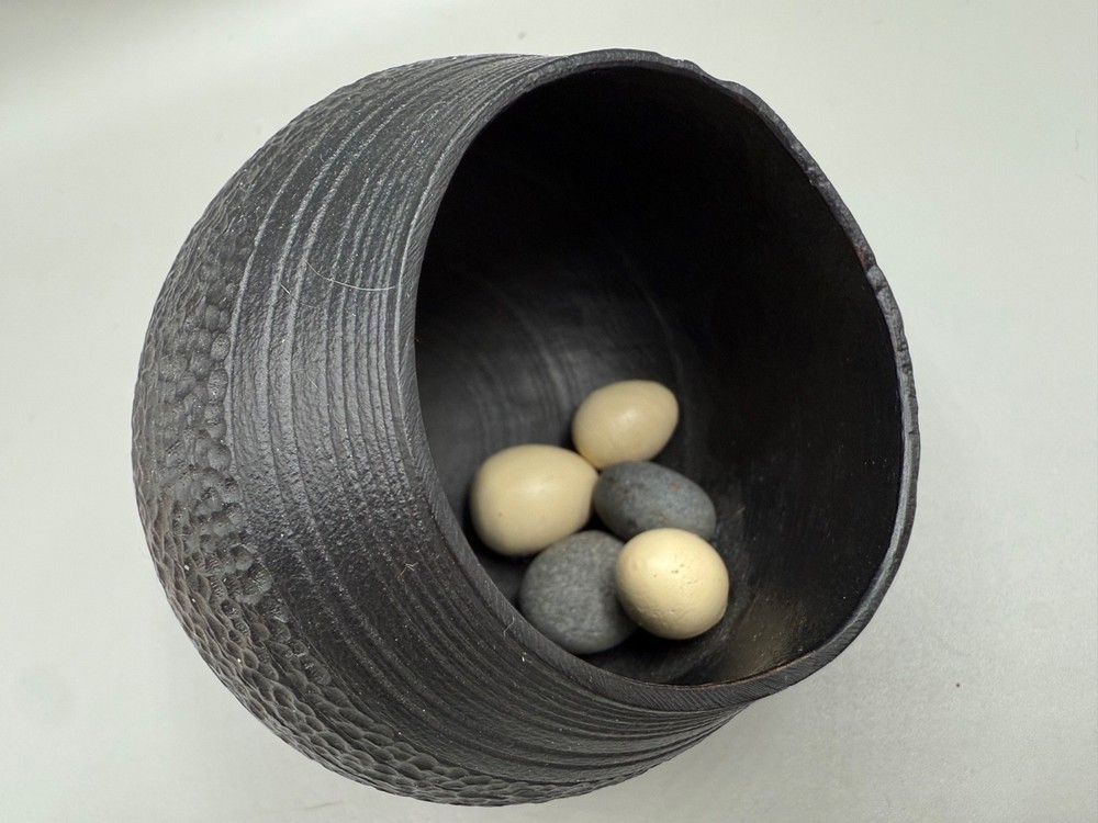 ESTATE ABSTRACT ART POT PLASTIC OR NUT SHELL EGGS SIGNED STUDIO 2001 UNIQUE