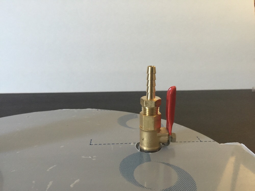 Vacuum Chamber Lid 9" Diameter Polycarbonate Complete And Ready Degassing