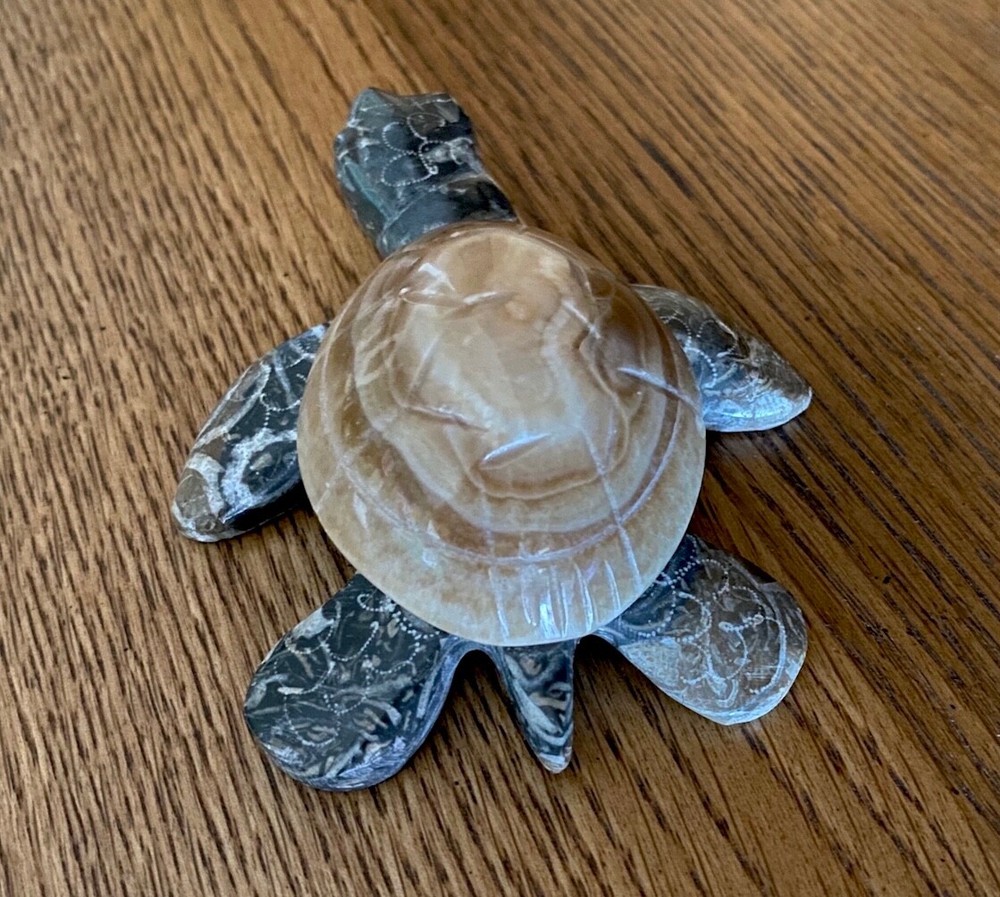Stone Turtle Figurine on Agate Slice (#A)