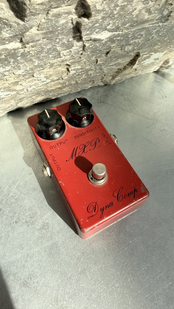 Vintage 1970s MXR Dyna-Comp Compressor, Script Logo!!
