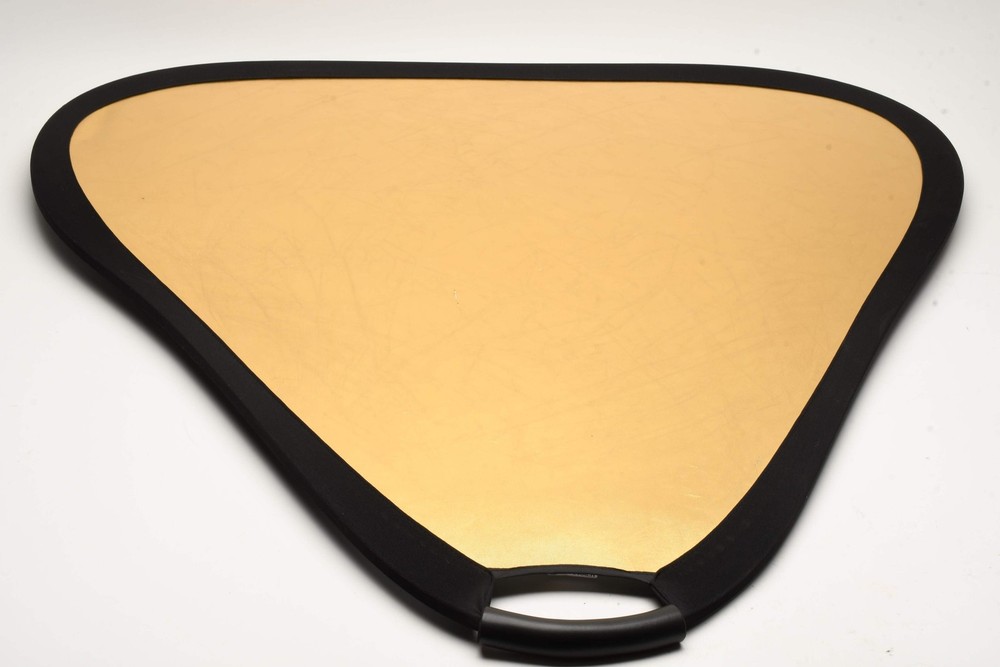 3X 29" Triangular light diffusers / reflectors: Gold, Silver, and diffusion, Ver