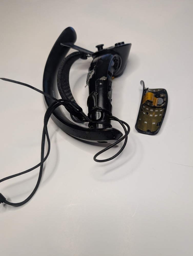 Valve Index VR Controller Knuckles Left ONLY - For Parts - Read Description!