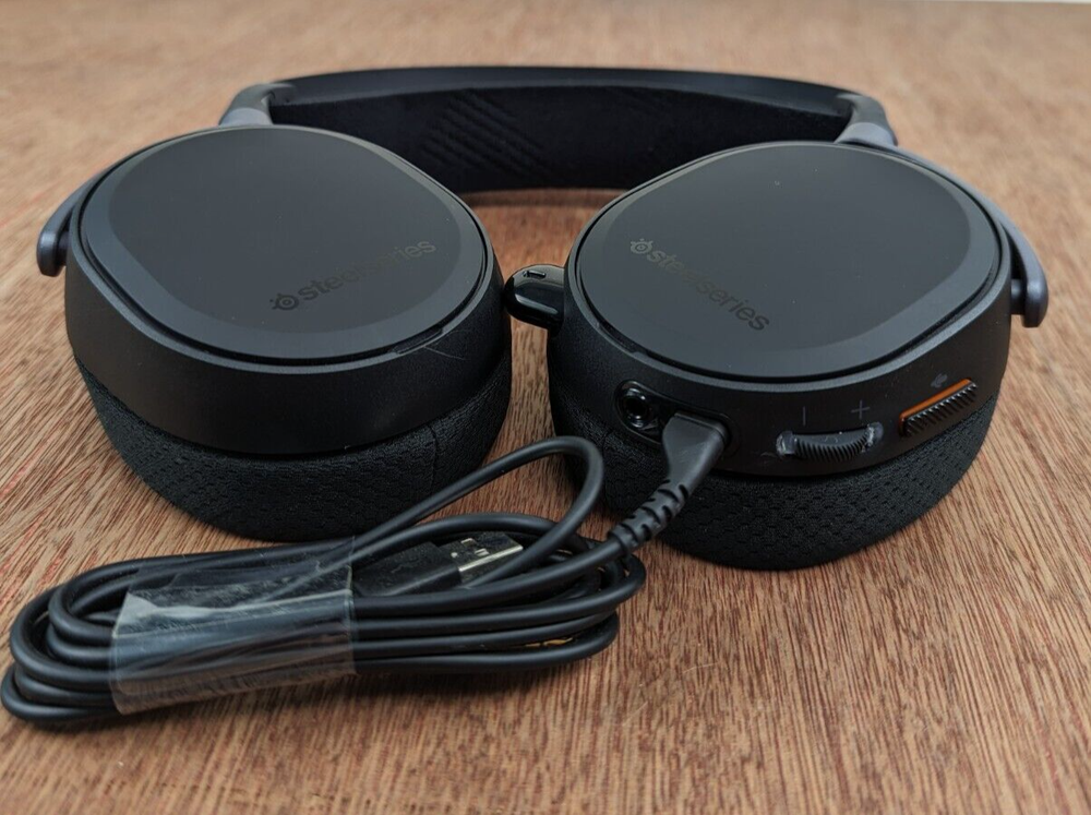 Steelseries Artic Pro Wired Headset Read Description