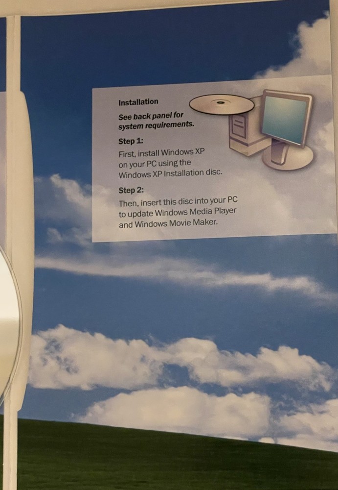 2002 Microsoft Windows Home Edition Operating System + Windows Media Player 9