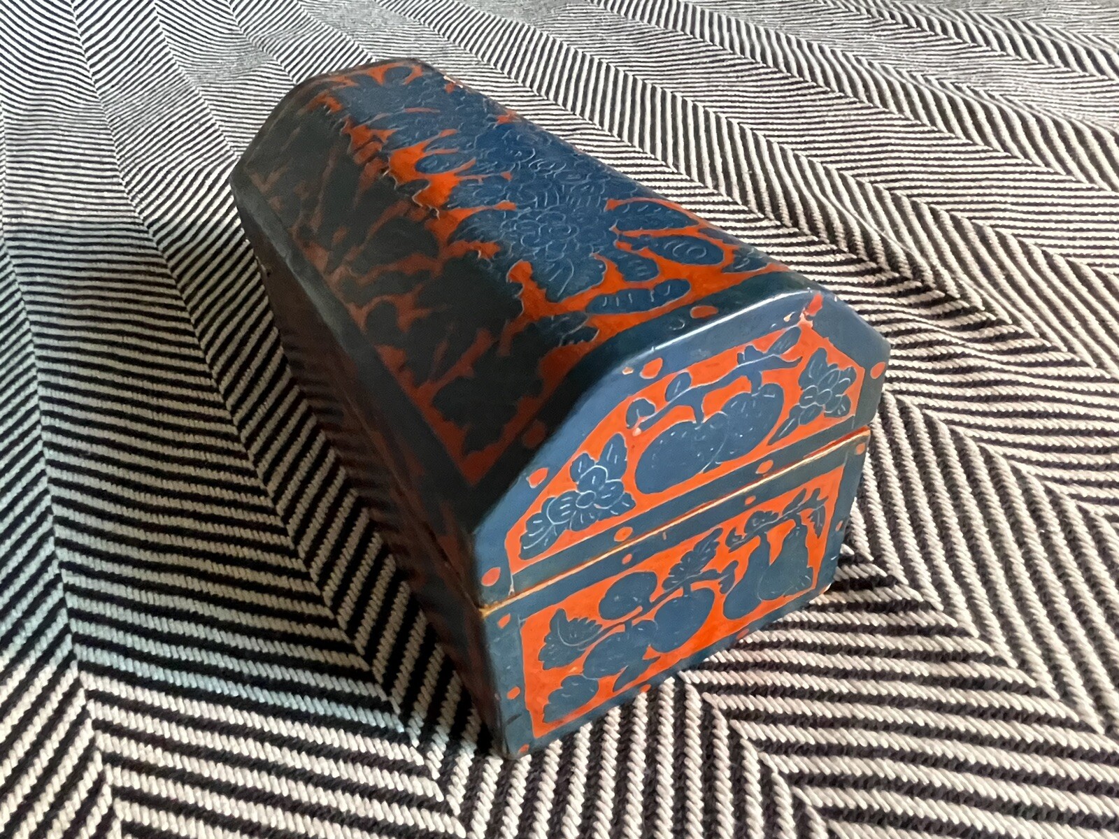 Large Antique Olinala Lacquered Wooden Box Chest Handmade Guerrero Mexico