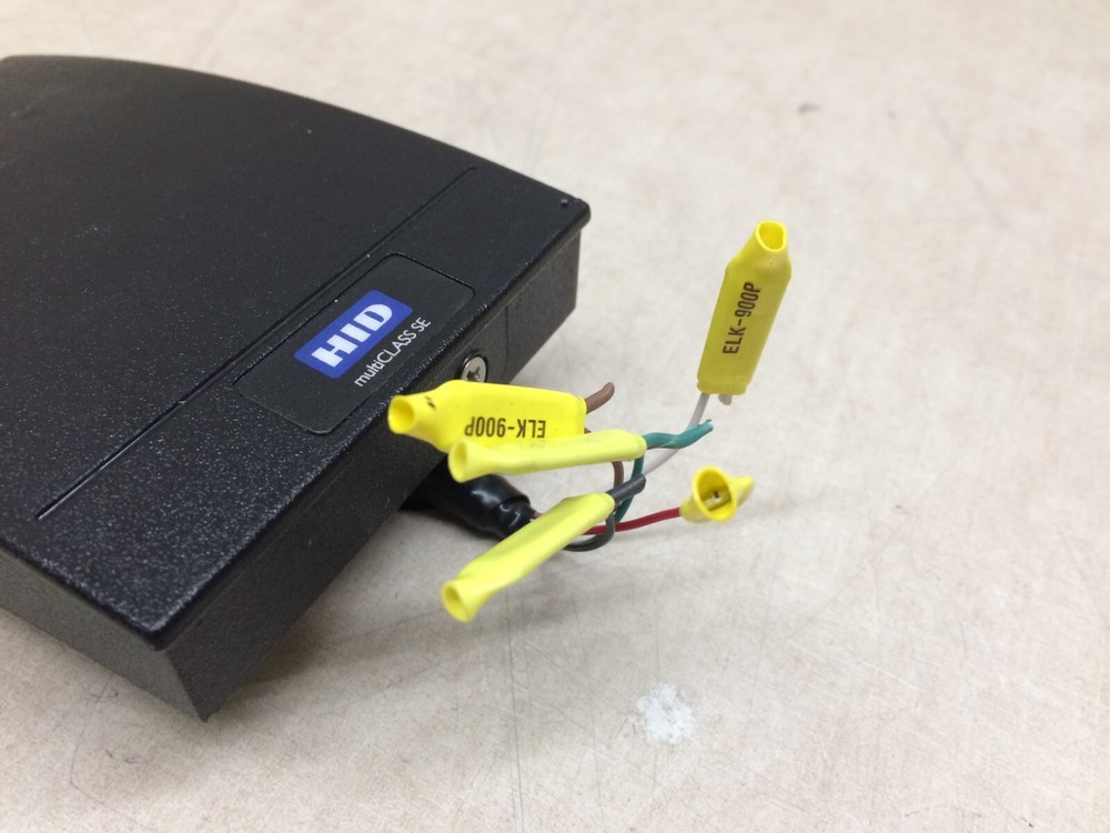 HID Multi Class SE RP40E Contactless Smart Card Reader Wall Switch